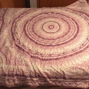 Urban outfitters queen size comforter